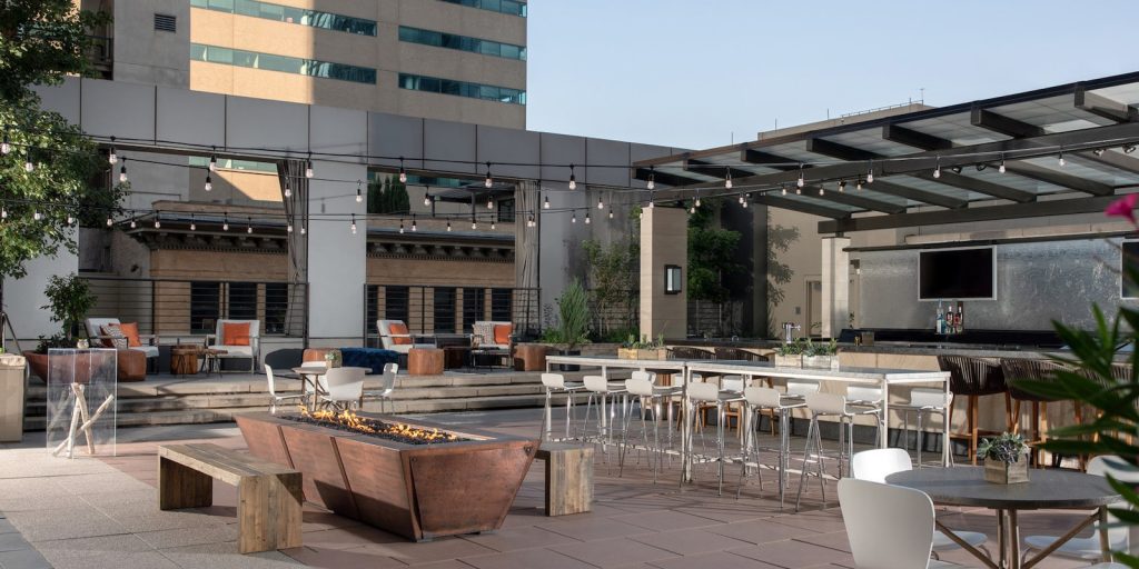 Four Seasons Hotel Denver: The Pinnacle of Mile High Luxury and Urban Sophistication